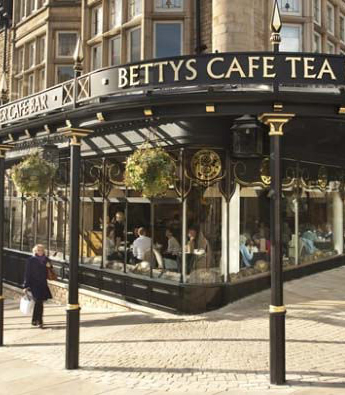 bettys-harrogate-543x395